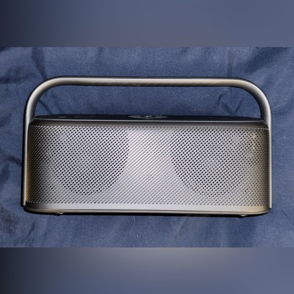 Soundcore Motion X600 Portable Bluetooth Speaker with Hi-Res Spatial Audio - Picture 2 of 6